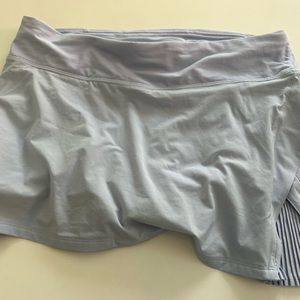 Lululemon light grey purple skirt cute side pleat detail